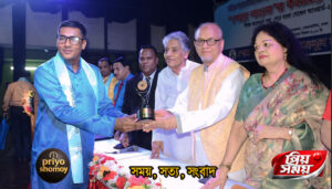 সাংবাদিকতায় স্বীকৃতিস্বরূপ ‘শেরে বাংলা গোল্ডেন অ্যাওয়ার্ড' পেলেন সাংবাদিক অপু চৌধুরী