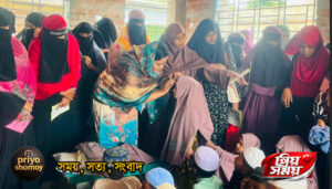 মানবিক উদ্যোগে প্রশংসিত বিজয়ীর ফাউন্ডার তানিয়া ইশতিয়াক খান, পুরানবাজারে শিক্ষার্থীদের ঈদ উপহার প্রদান