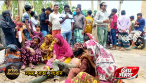 মান্দায় চিরনিদ্রায় শায়িত হলেন ৯ যুবক : শোকে স্তব্ধ তিন গ্রাম