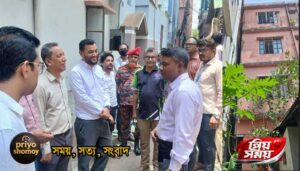 চাঁদপুরে হেলে পড়া ভবন দুটি দুর্ঘটনা এড়াতে সিলগালা, বাসিন্দাদের সরিয়ে নেওয়ার নির্দেশ