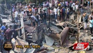 ফরিদগঞ্জে অগ্নিকাণ্ডে মুহূর্তেই ছাই ২০ বসতঘর