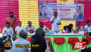 আদমদীঘিতে ভরাট হওয়া বসনবুড়ি খাল পুনঃ খনন কাজের উদ্বোধন