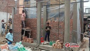 স্বরূপকাঠিতে সরকারি খাস জমিতে ভবন নির্মাণের অভিযোগ