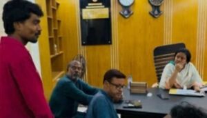তাড়াশে ‘মিথ্যা মানববন্ধন’ শেষে ক্ষমা প্রার্থনা