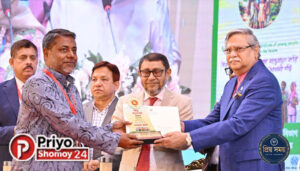 স্বাস্থ্যসেবা ও নারী-শিশু কল্যাণে দেশের শ্রেষ্ঠ ইউপি চেয়ারম্যান মান্দার কামরুল