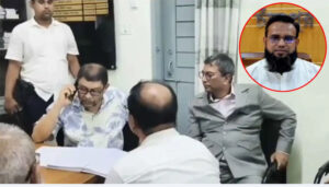 হঠাৎ চাঁদপুর সফরে স্বাস্থ্যমন্ত্রী, সিভিল সার্জনকে স্ট্যান্ড রিলিজ