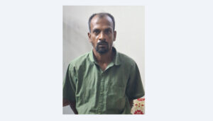 গাংনীতে ককটেলসদৃশ বস্তু উদ্ধারের ঘটনার মূল হোতা হোসেন গ্রেপ্তার
