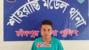 শাহরাস্তিতে ৮ পিচ ইয়াবাসহ যুবক গ্রেফতার